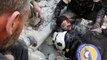Menino é resgatado após bombardeio em Aleppo