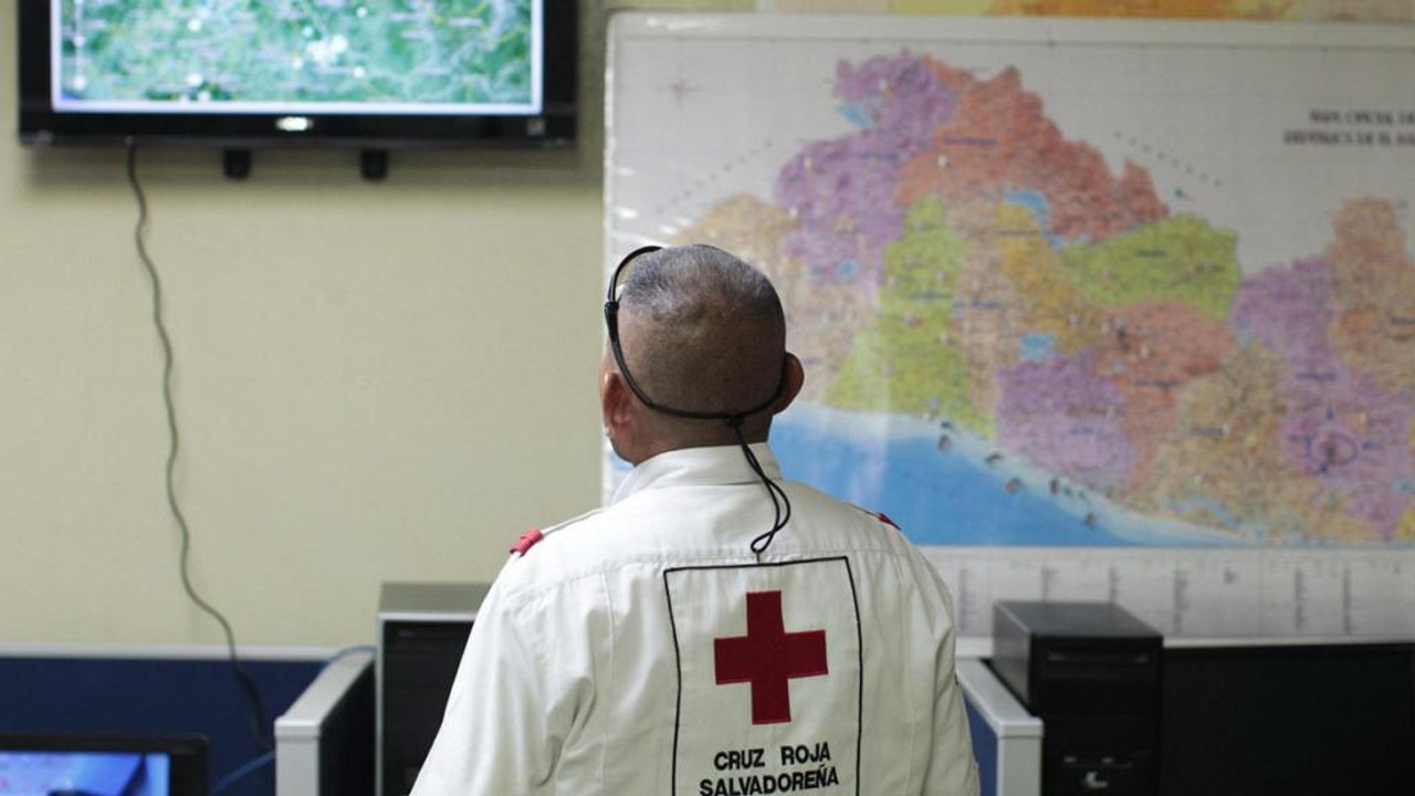 Alerta de tsunami en El Salvador y Nicaragua tras un terremoto de 7,2 grados