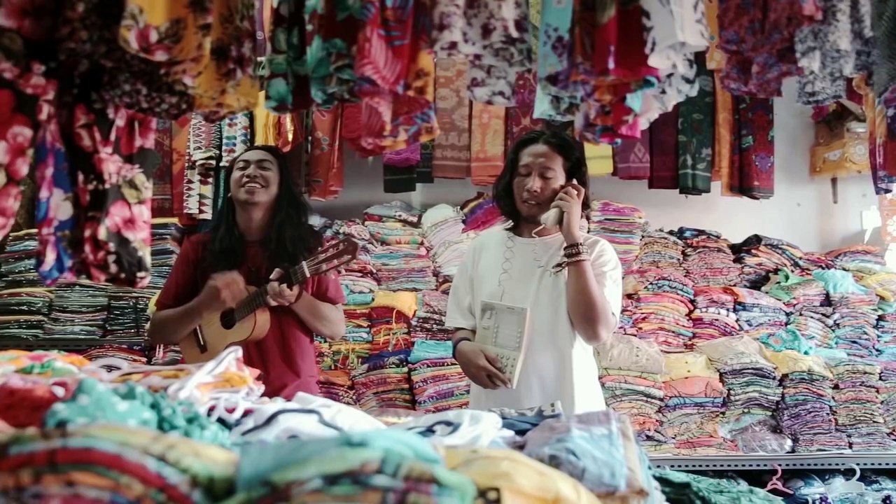 video klip Bayu Cuaca - Jerawat (Official Music Video)