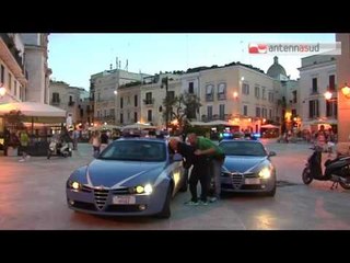 TGSRVnov23 bari pistola contro agente
