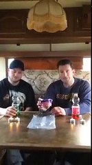 2 mecs mangent du hareng fermenté et vomissent haha - SURSTRÖMMING