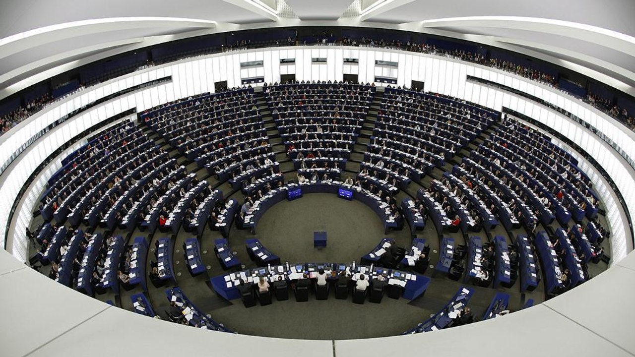 EU-Parlament will Beitrittsverhandlungen mit Türkei einfrieren
