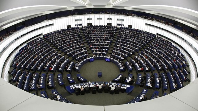 UE-Turquia: eurodeputados aprovaram pedido de suspensão das negociações
