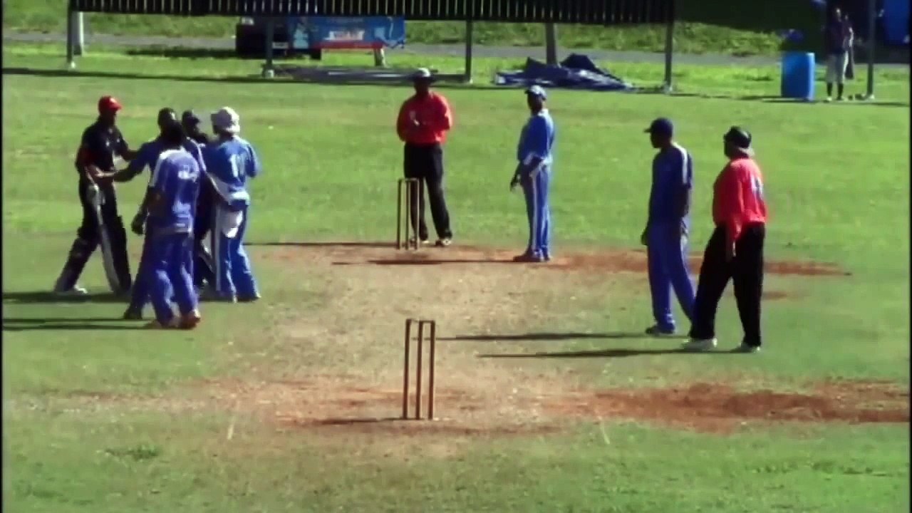 ●► Brutal cricket Fight in live cricket match ●► Umpires was too Hoapless
