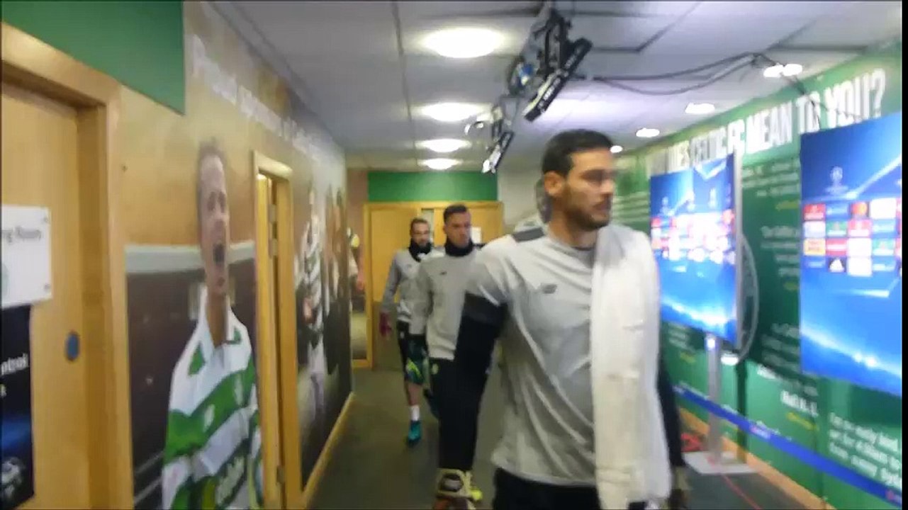 Logan Bailly dans les couloirs du Celtic Park