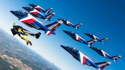 Trois Jetman avec la Patrouille de France