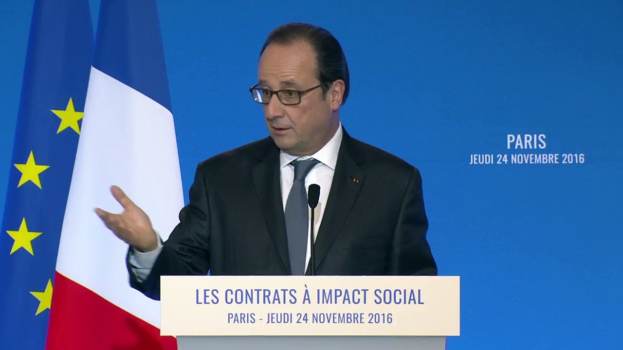 Signature des deux premiers contrats à impact social, le 24/11/2016