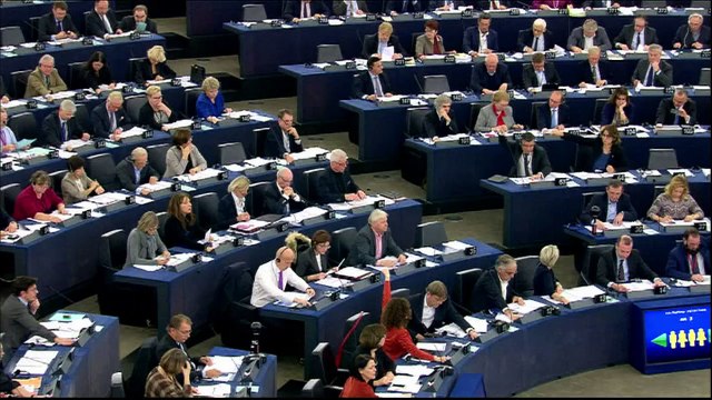 Parlamento Europeo pide congelación de adhesión de Turquía