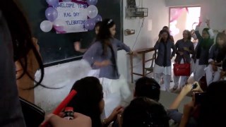 Crazy Girls Dance at Ideal Collage | BD | GameRock