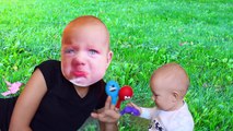 Crying Baby Superheroes in Real Life with Balloons - Learn Colors for Babies and Finger Family Song