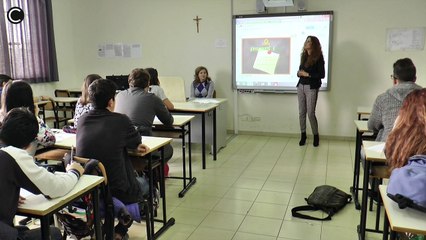 Aversa (CE) - "Giovanimentiméntori" simulazione di un consiglio comunale al Liceo Siani (23.11.16)