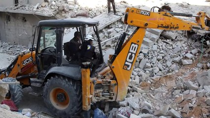 Al menos 32 muertos en ataques del régimen sirio en Alepo