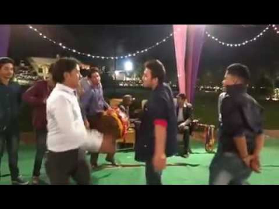 Dance in Garhwali Saadi & Party Enjoy || Folk Songs || Live songs