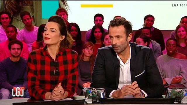 Jérôme Commandeur joue la présentatrice météo coquine au Grand Journal - Regardez