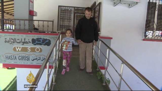 Turkish clinic helps Syrian air strike victims
