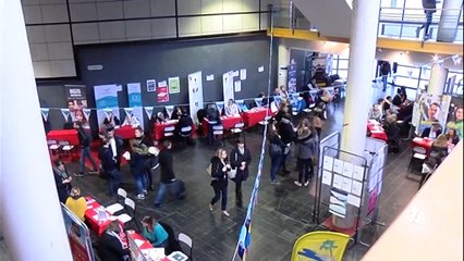 Université: priorité à l'insertion des étudiants