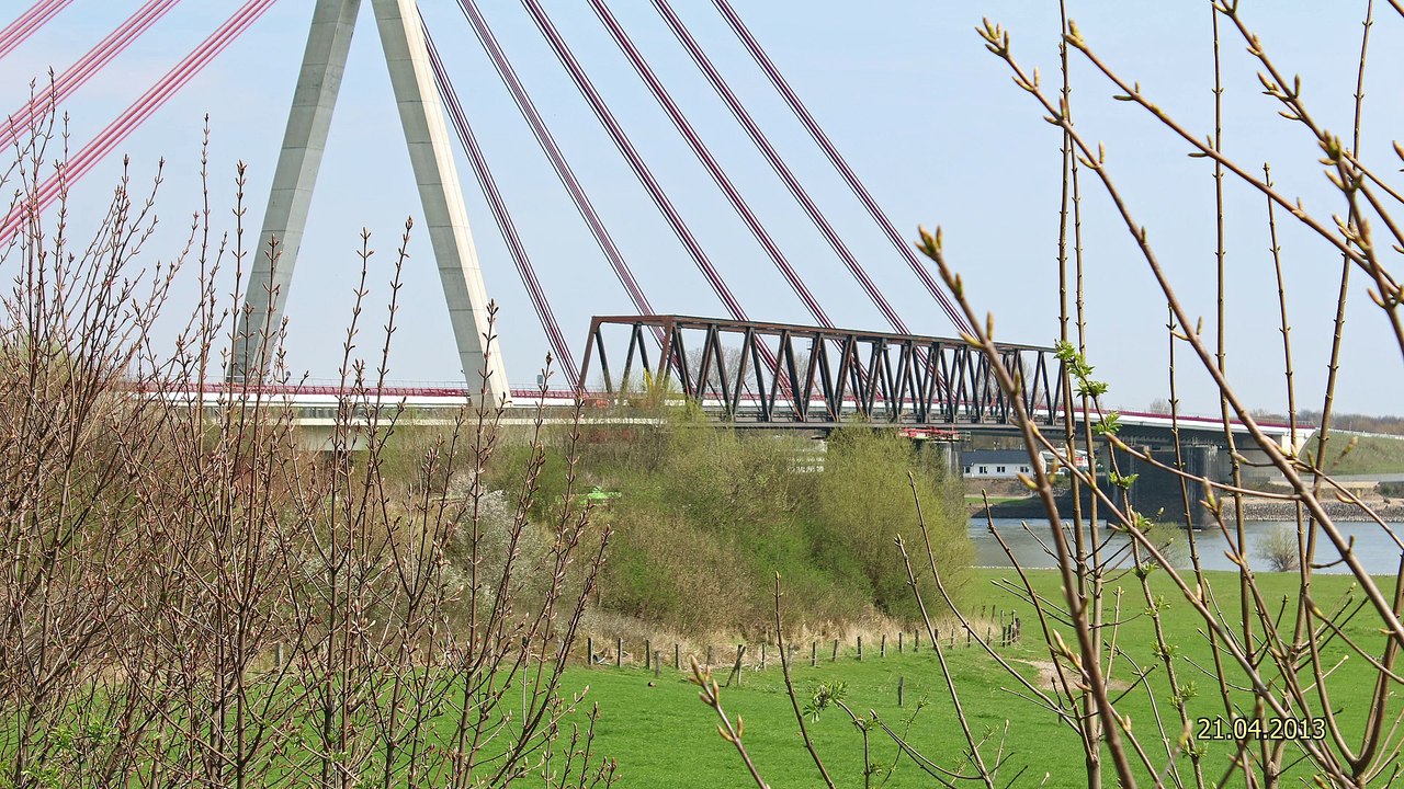 WESEL Rheinbrücke Wesel und Niederrheinbrücke Wesel 1080p Teil 11