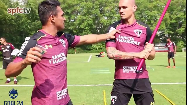 Les meilleurs Mannequin Challenge dans le foot !