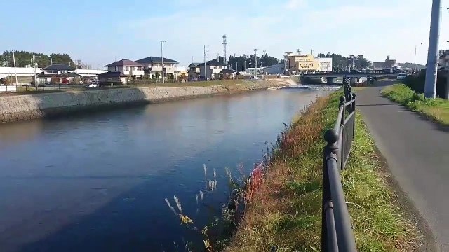 Vidéo du tsunami provoqué par le séisme près de Fukushima au Japon