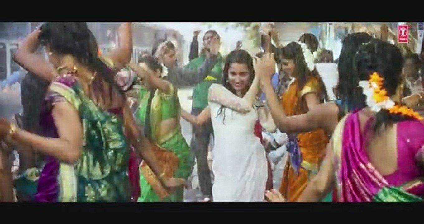 Cham Cham Full Video   BAAGHI   Tiger Shroff, Shraddha Kapoor  Meet Bros, Monali Thakur  Sabbir Khan