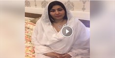 Somia Khan Singer was live chat with fans