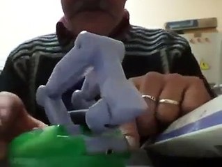 Kazım Usta ve akıllara zarar kafa kaşıma makinası