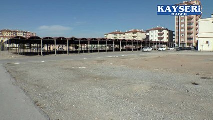 PAZAR YERLERİ SOSYAL YAŞAM ALANINA DÖNÜŞÜYOR