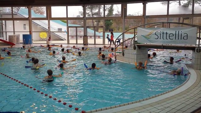 Séance d'aquafitness, au centre des Sitelles à Montfort le Gesnois
