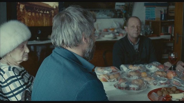 Sieranevada - Familientreffen mit Christi Puiu