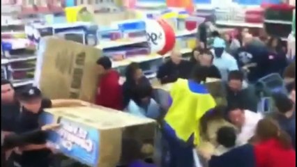 Black Friday FIGHT! Wal Mart in Houston 2016