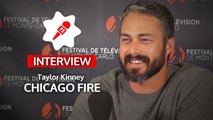 Taylor Kinney, le beau pompier de Chicago Fire, partage ses anecdotes sur la série (VIDEO)
