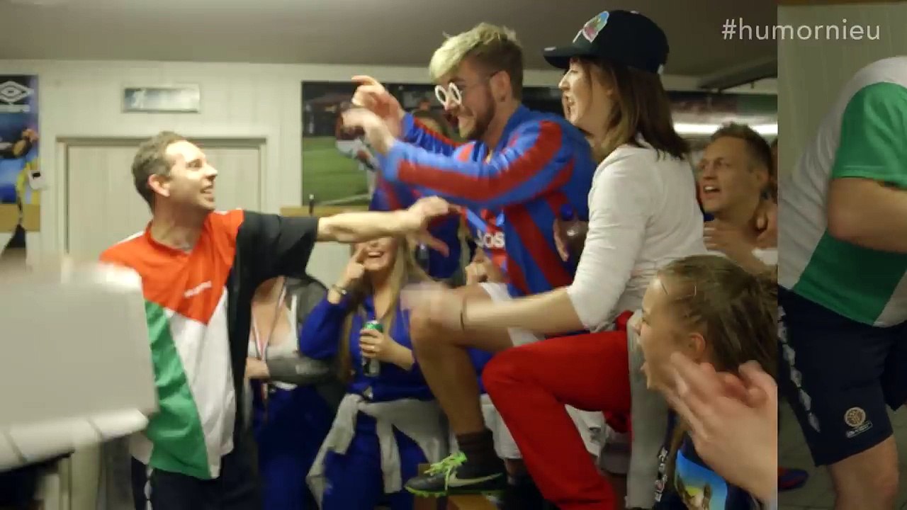 Voici une étrange nouvelle tendance en Norvège, le jeu de foot bourré