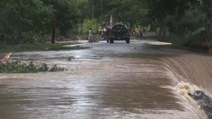 La población de Cárdenas, en Nicaragua, amanece incomunicado, sin luz y ríos desbordados