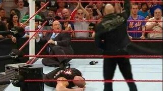 Goldberg attacks Brock Lesnar_144p