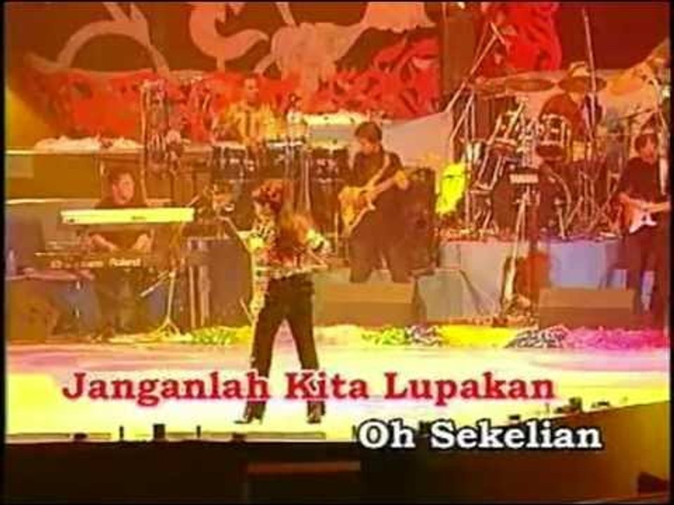 Siti Nurhaliza - Antara Waktu Dan Usia (Official Music Video - HD)
