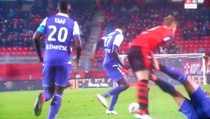 Christopher Jullien Red Card After Insane Two-Footed Kick vs Rennes!