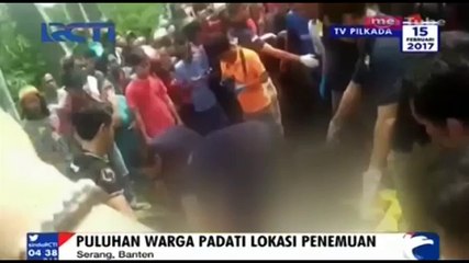 下载视频: Jasad Pria Korban Penganiayaan Ditemukan Tersangkut di jembatan