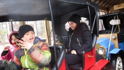 Cabane à sucre Chalet des Érables Car Ride