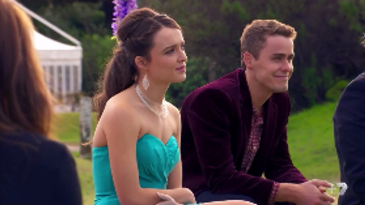 Evelyn and Matt scenes ep 6552