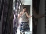 Super Video - A Desi Girl Dance in Garhwali Hit Song - 2016