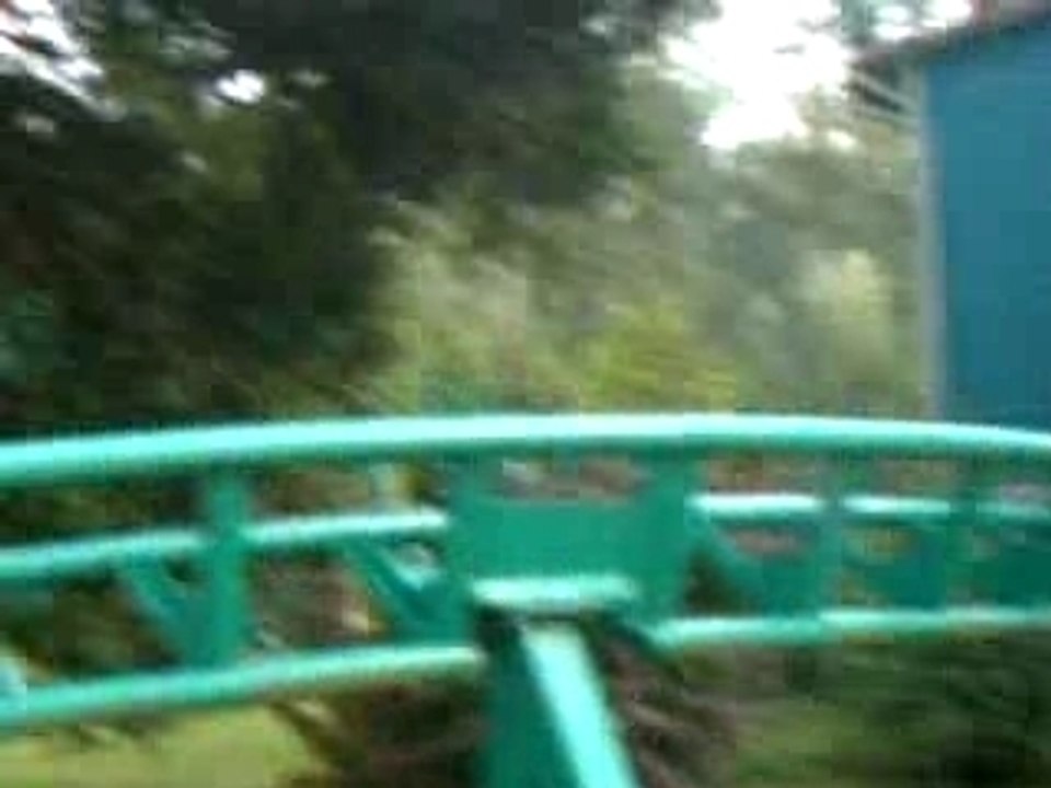 ...au parc de l'attraction!