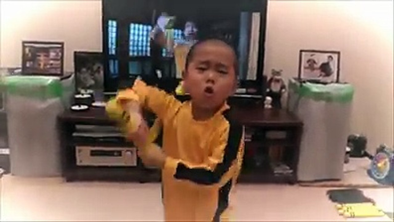 CHILD PLAYING KUNFO