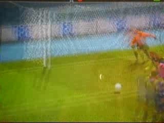 Ronaldino coup franc sous le mur