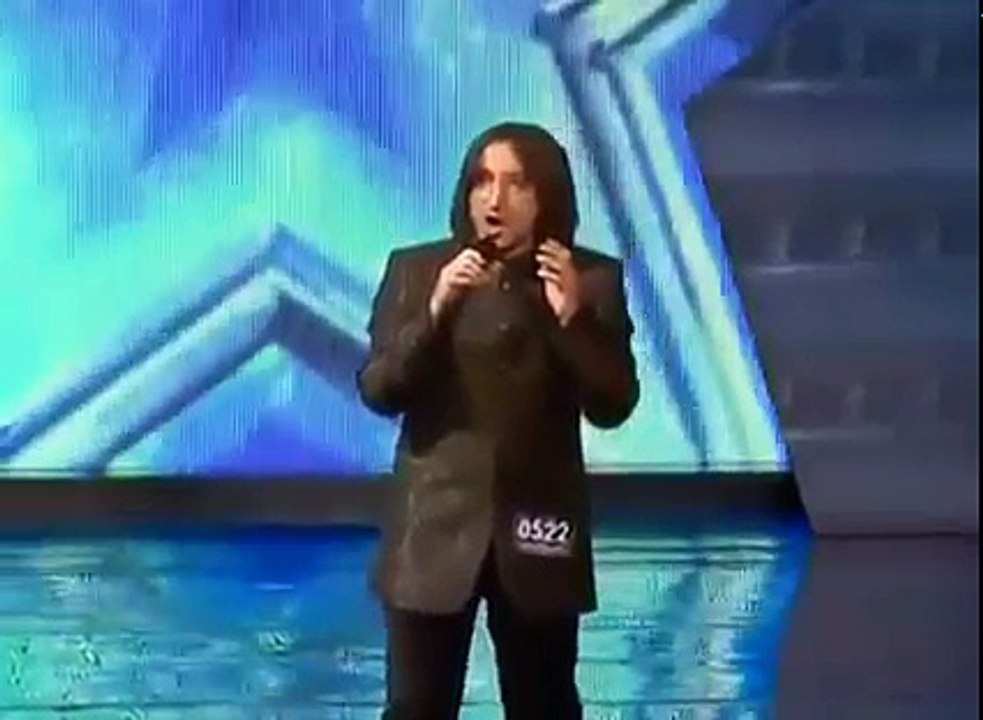 Amazing voice - at Talent Show!!!