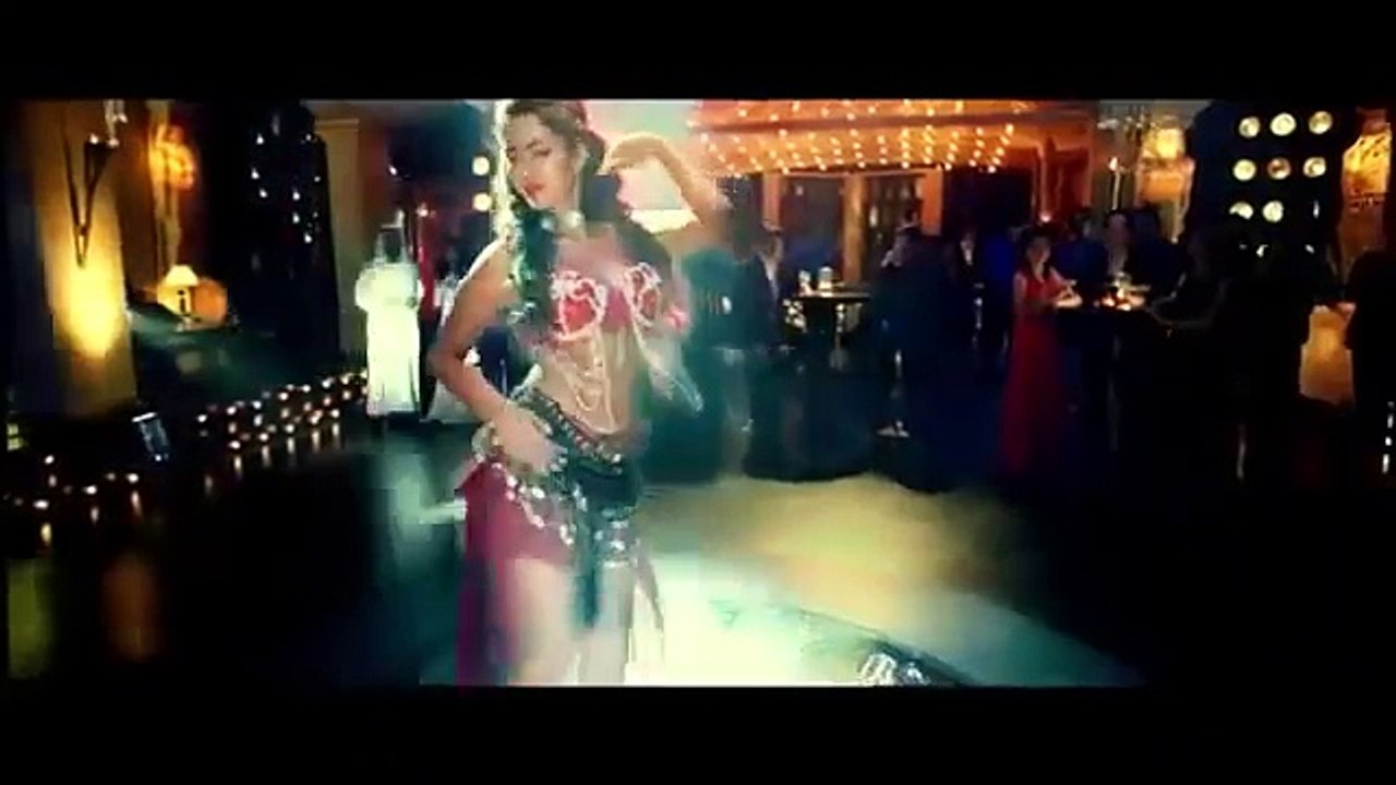 Mathira Hot Item Song- Masti Mai Doobi - Mahnoor Baloch _ Hamayun Saeed - Main Houn Shahid Afridi