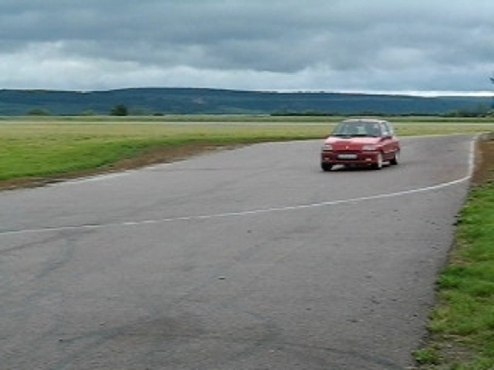 Clio 16
