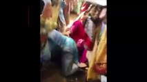 Women fighting in Lahore during Black Friday shopping