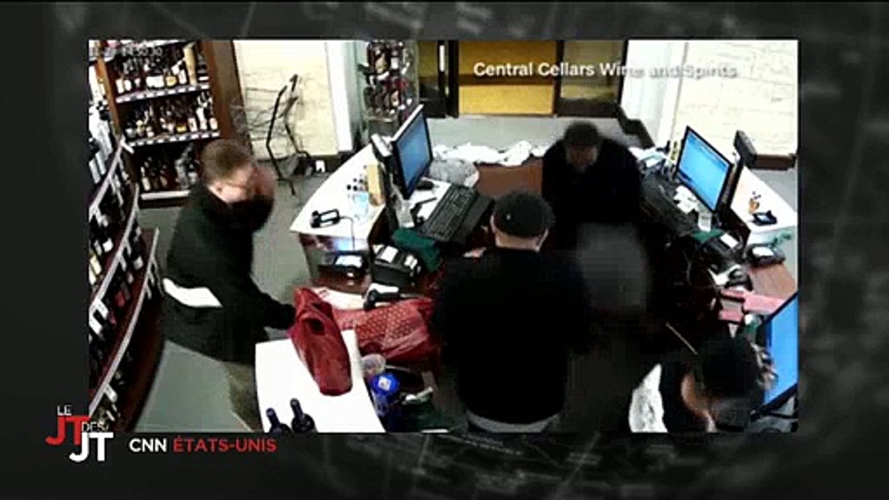 USA : La batterie de la cigarette électronique d'un homme explose dans sa poche - Vidéo