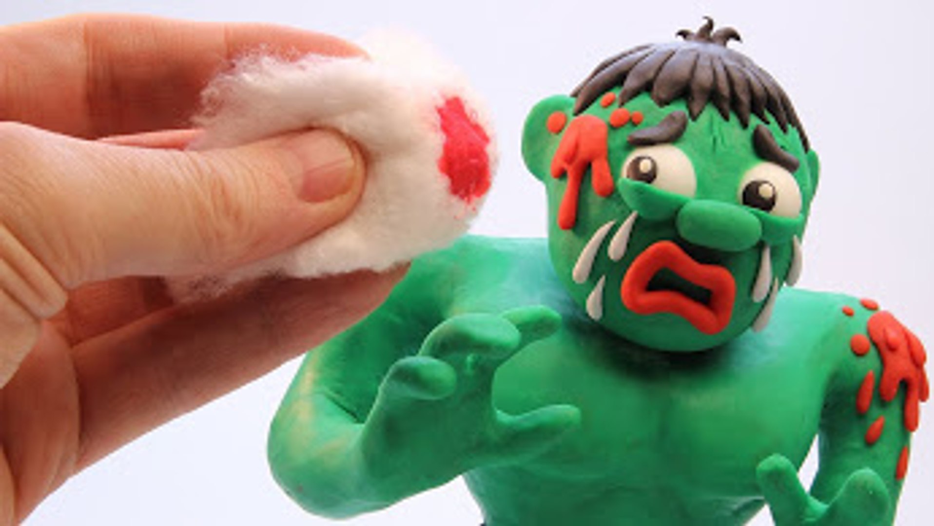 Bloody Hulk Superhero Prank Goes Wrong 