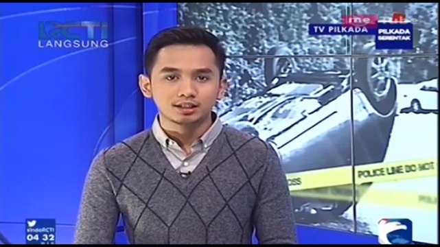 Hilang Kendali, Minibus Hantam Pembatas Jalan